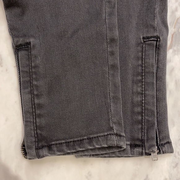 Zara mid rise moto jeans (size US 8) - Picture 4 of 10